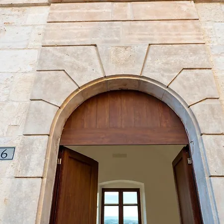 Casa Lucrezia 2 아파트 치스테르니노